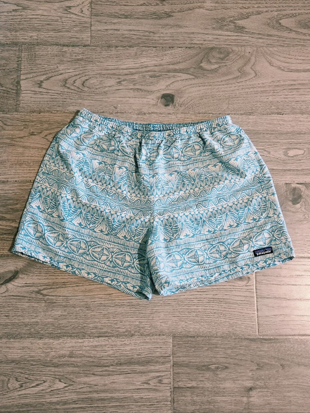 Patagonia Mens Baggies Lined Shorts - 57021 - Size XL 5" Inseam - Polynesian AOP